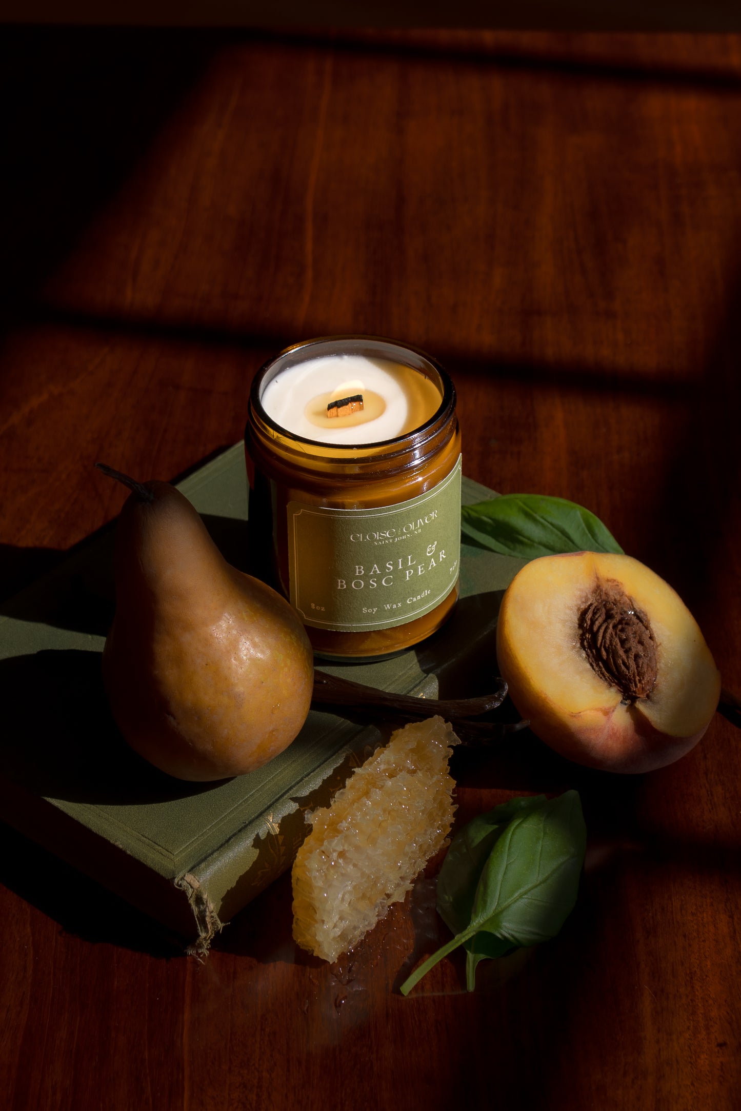 8oz Basil and Bosc Pear Candle