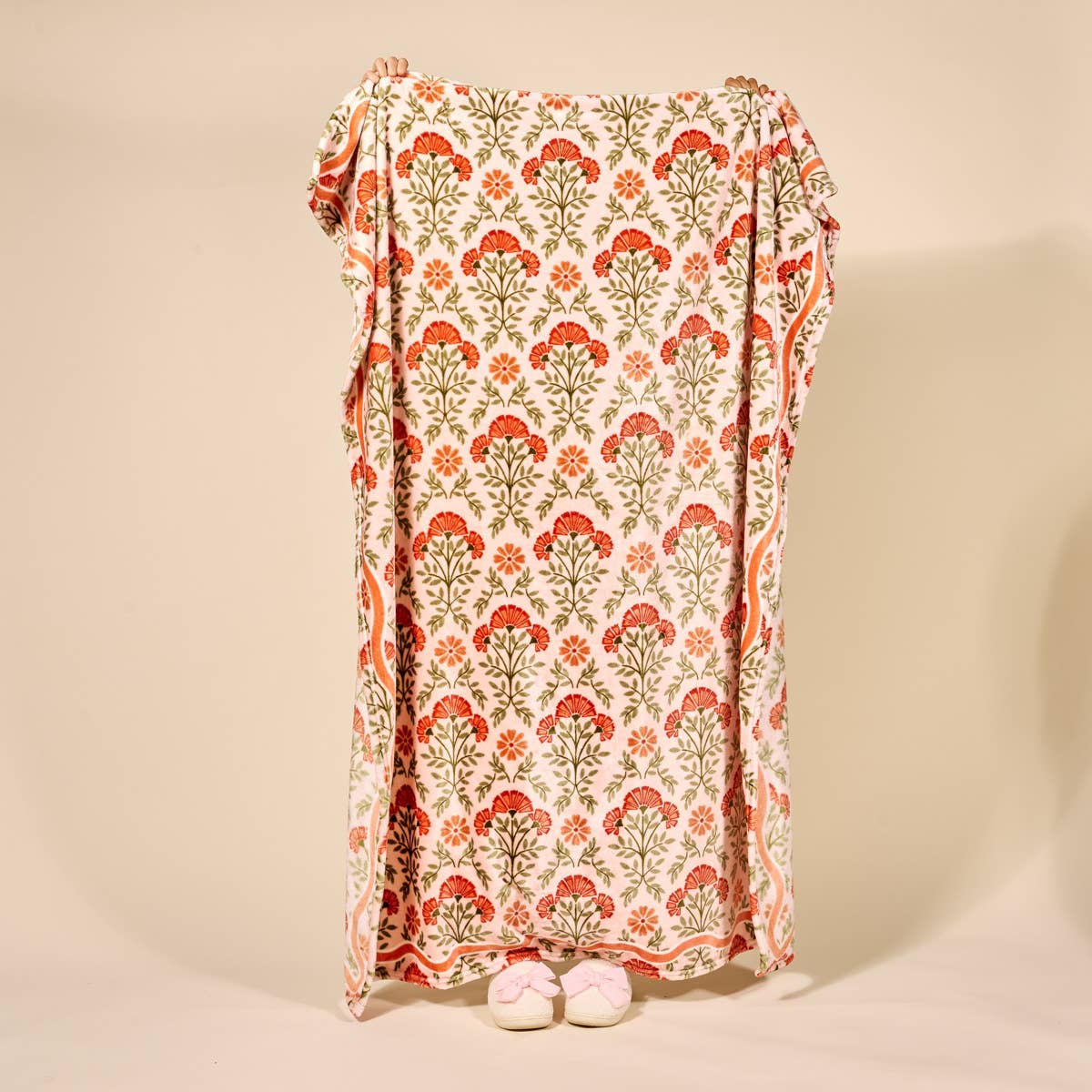Snuggle Up Plush Blanket–Everbloom Dusty Rose
