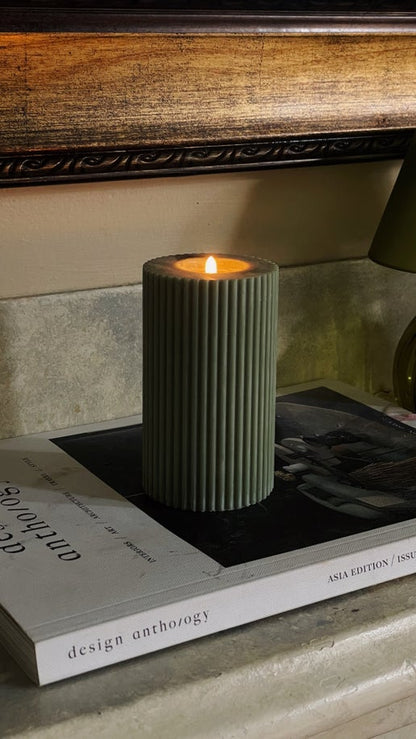 Pinstripe Pillar